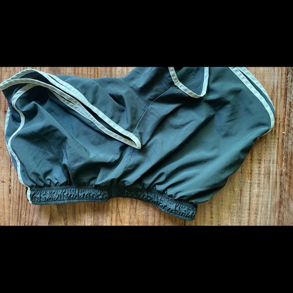 Nike Tempo Teal Green Running Short - Picture 3 of 3